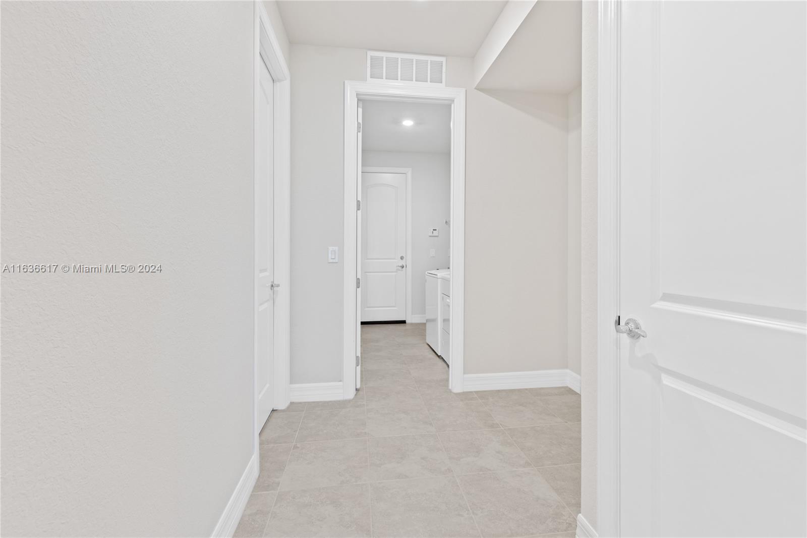 PULTE AT TRADITION PHASE - Residential Lease