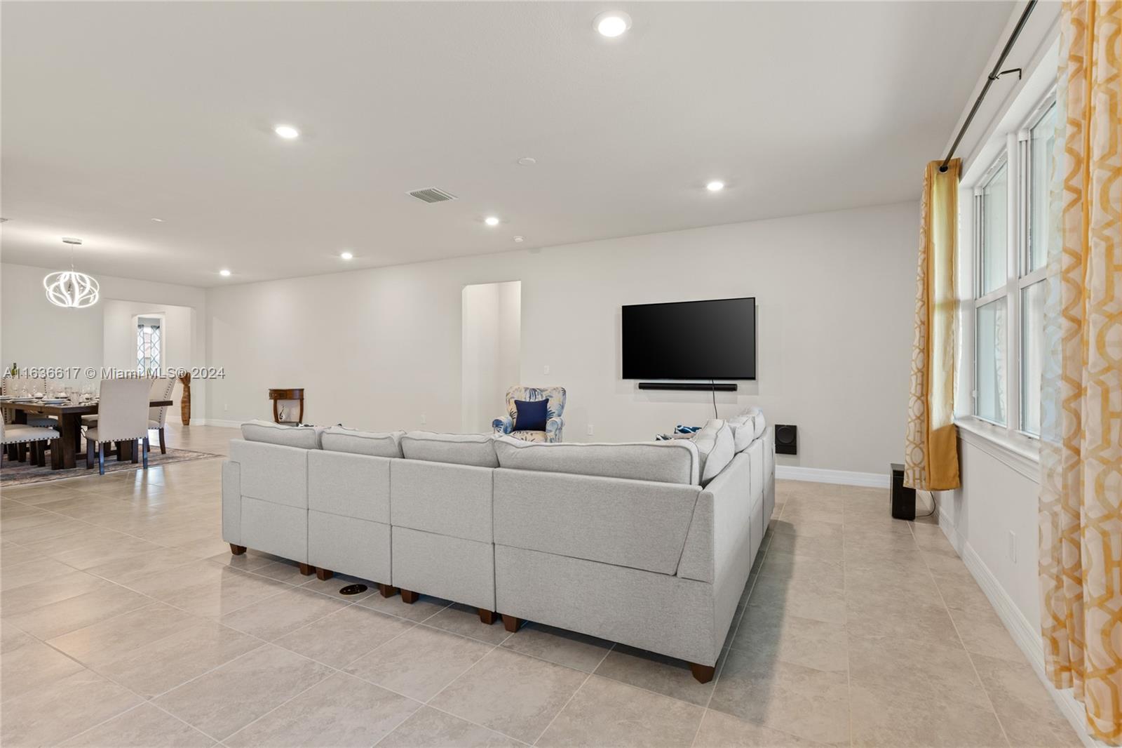 PULTE AT TRADITION PHASE - Residential Lease