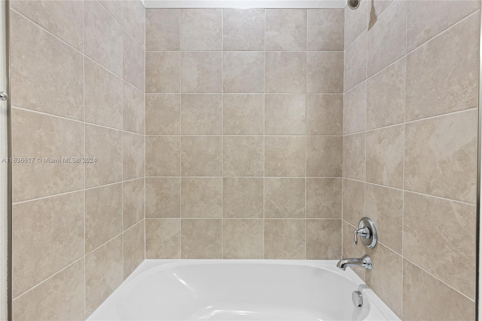 PULTE AT TRADITION PHASE - Residential Lease