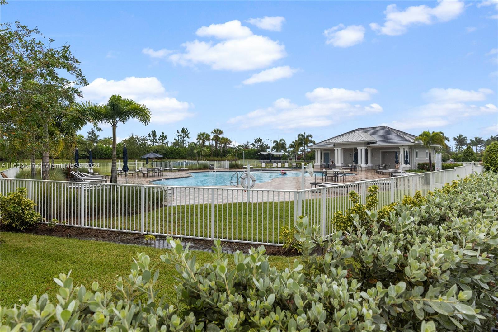 PULTE AT TRADITION PHASE - Residential Lease