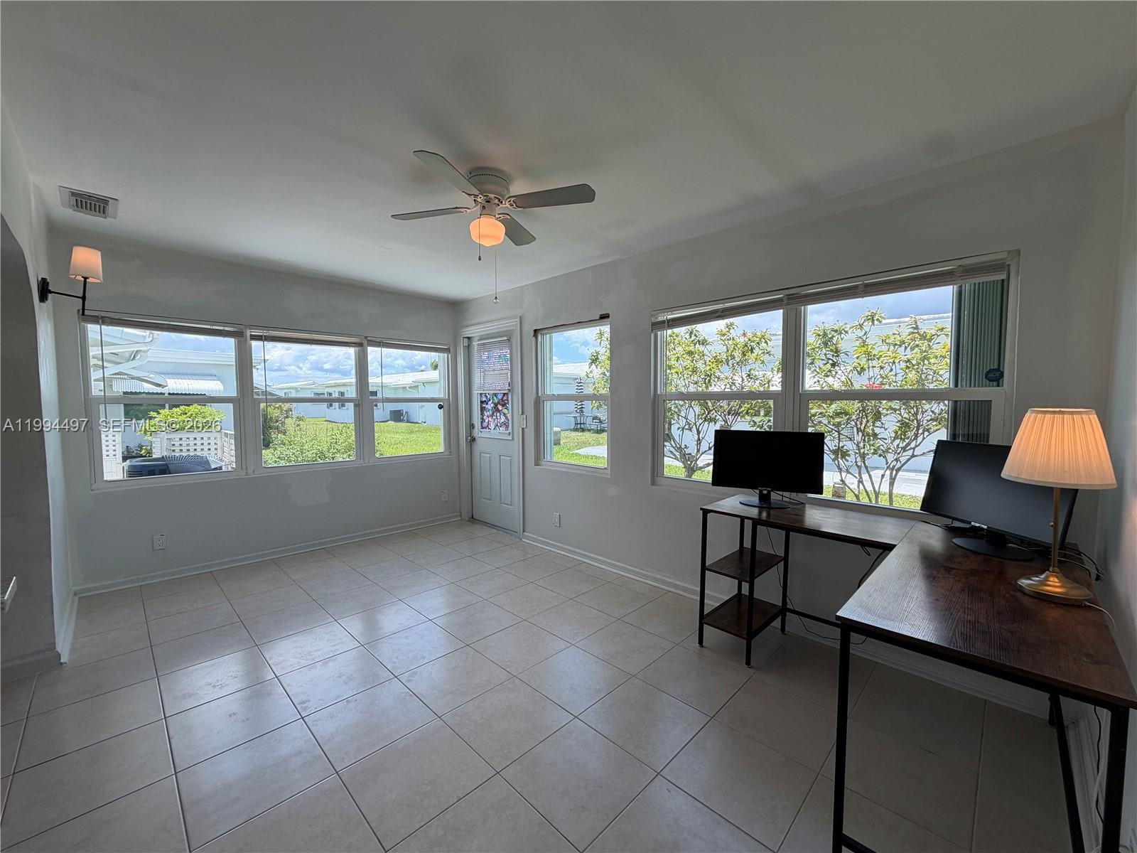 Palm Beach Leisureville S - Residential