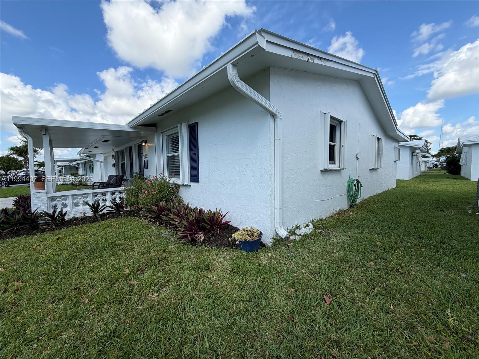 Palm Beach Leisureville S - Residential
