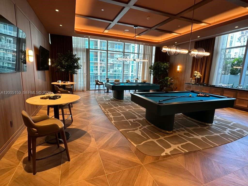 Viceroy Residence - Residential Lease