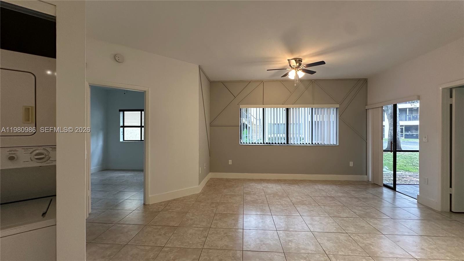 MARINA OAKS CONDO - Residential Lease
