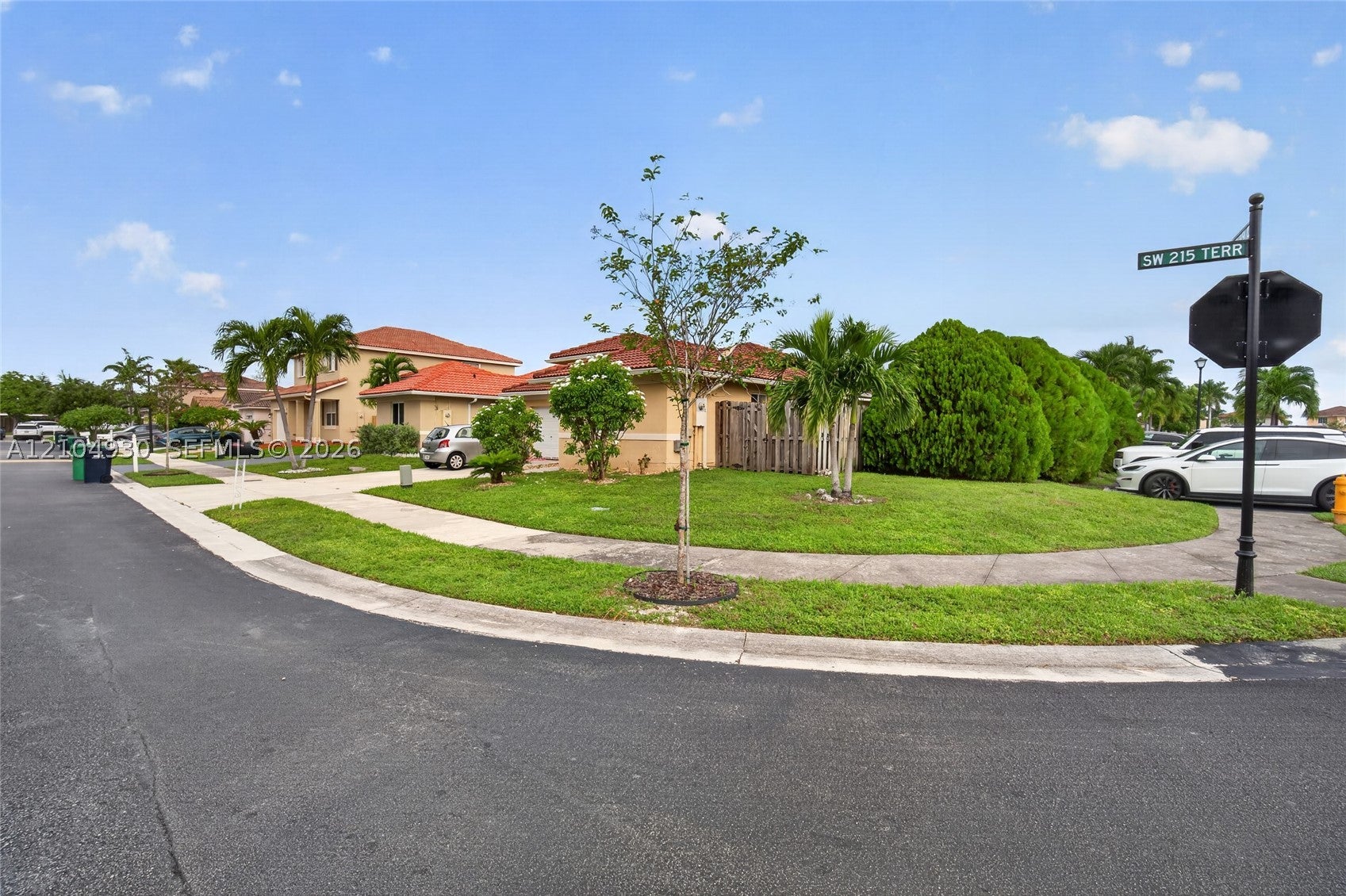 8949 SW 215 terr