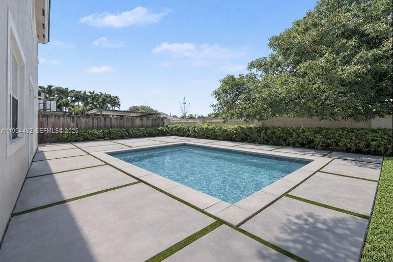 CENTURY GARDENS VILLAS - Residential