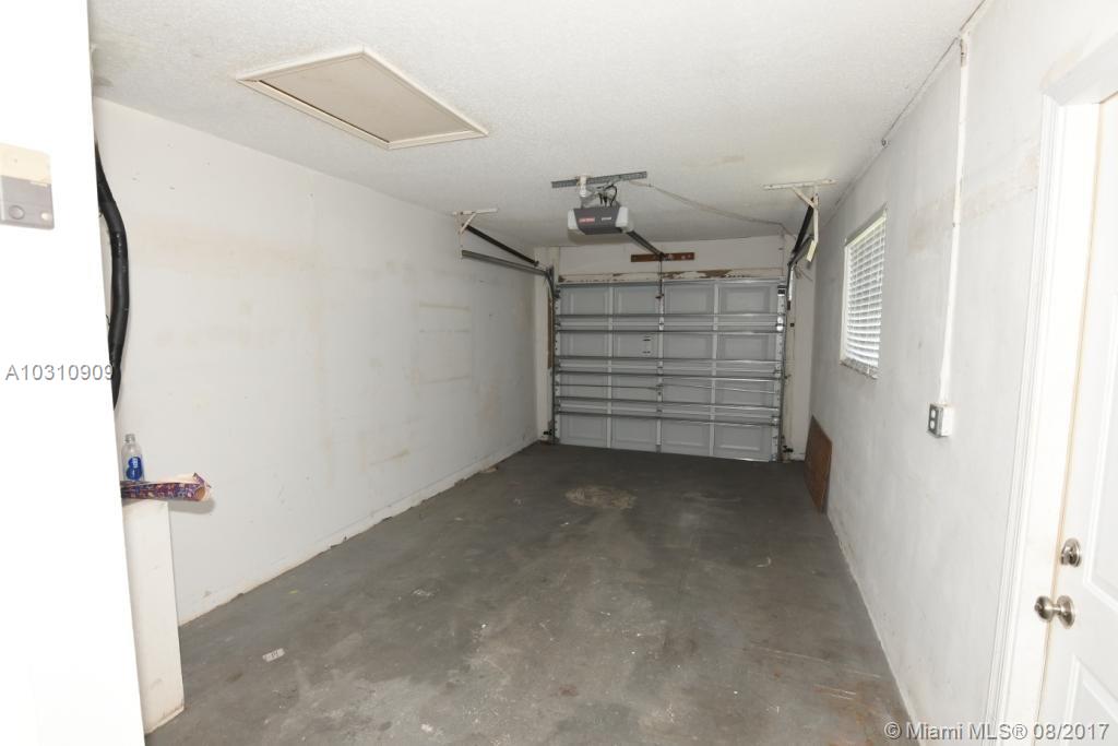 MAINLANDS OF TAMARAC LAKE - Residential