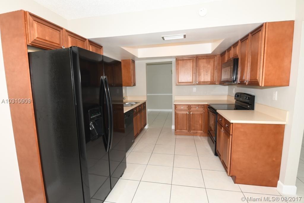 MAINLANDS OF TAMARAC LAKE - Residential