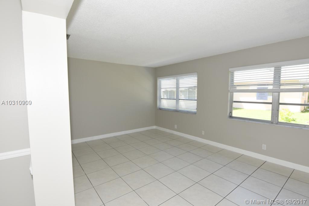 MAINLANDS OF TAMARAC LAKE - Residential