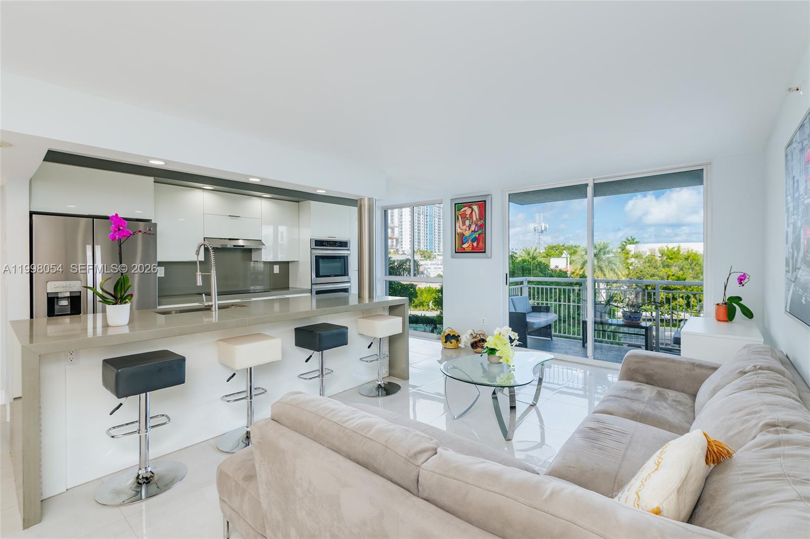 WEST BAY PLAZA CONDO - Residential Lease