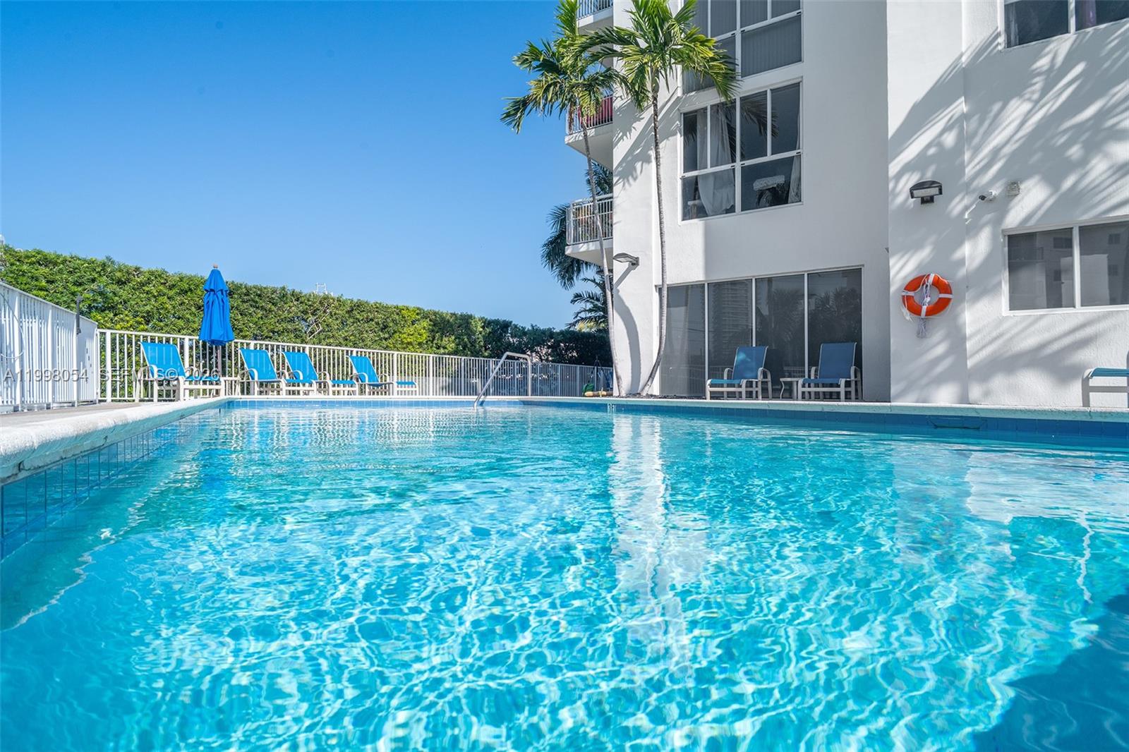 WEST BAY PLAZA CONDO - Residential Lease