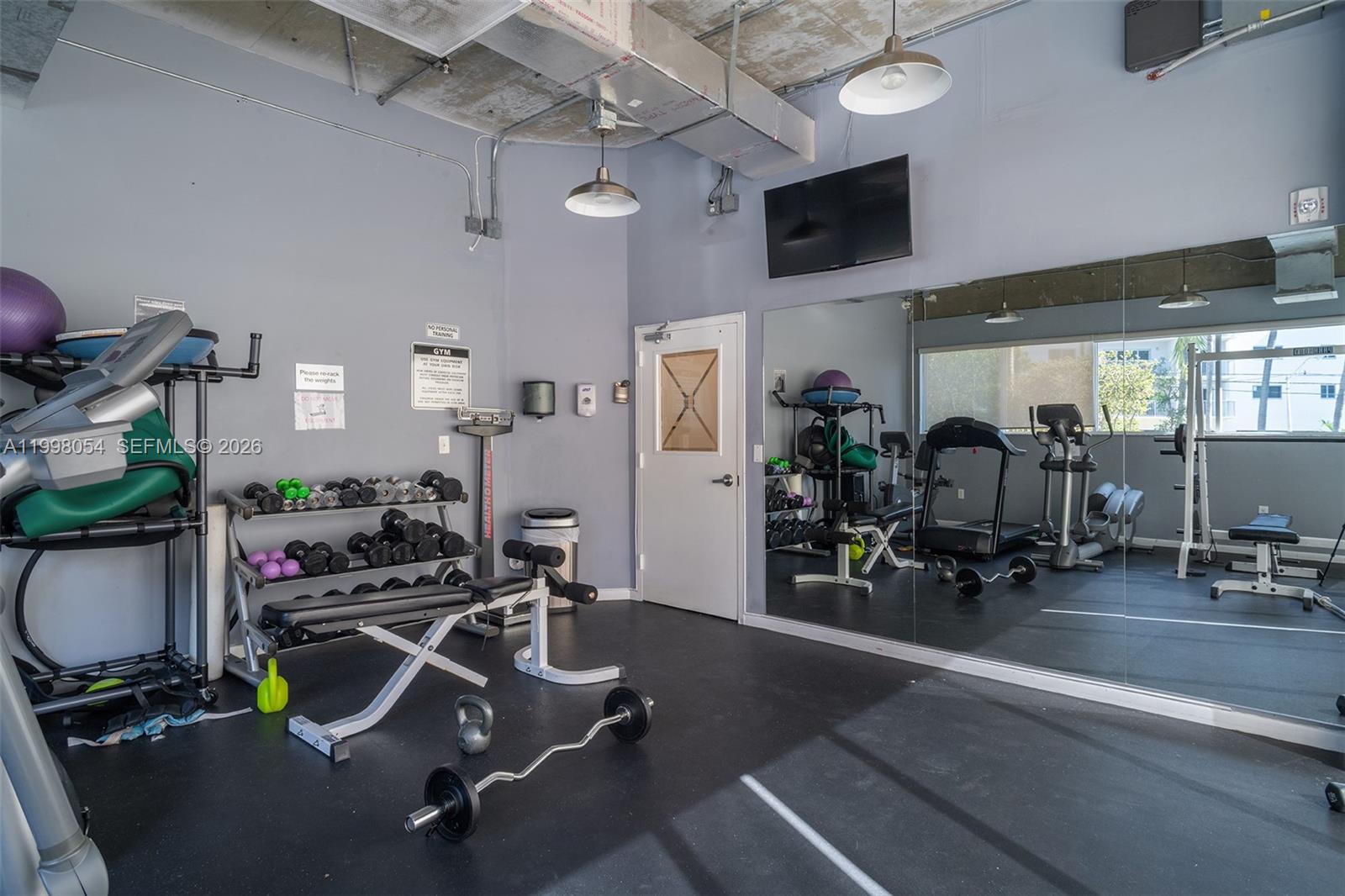 WEST BAY PLAZA CONDO - Residential Lease