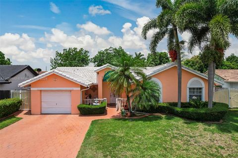 Single Family Residence in Miami FL 16580 145th Ave Ave.jpg