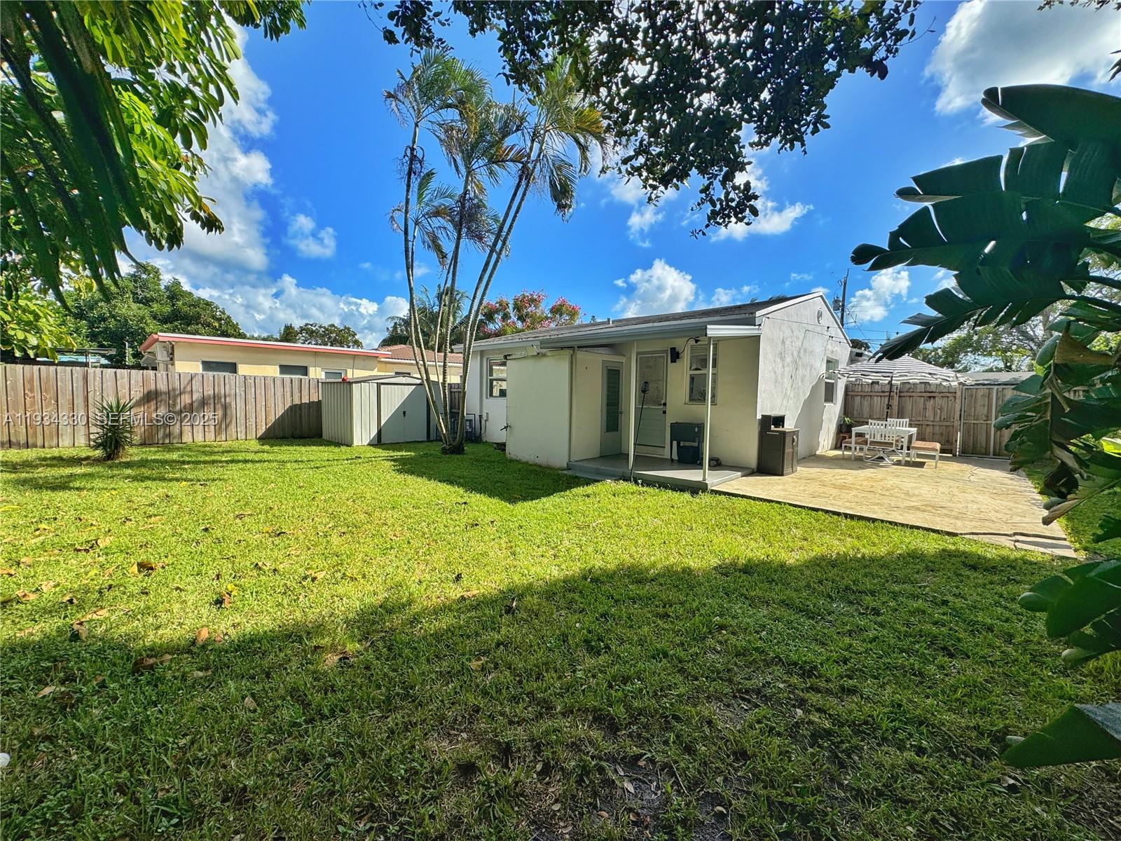 HOPPERS GARDEN TRACTS - Residential