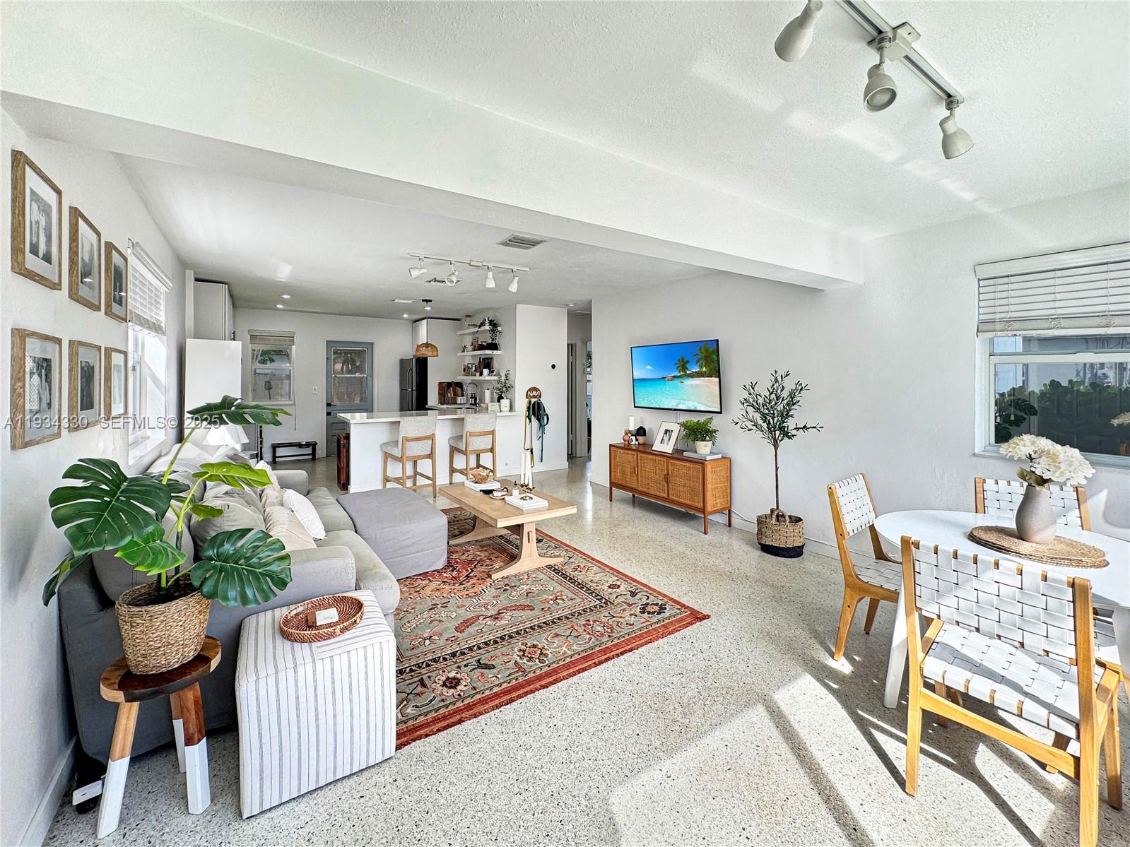 HOPPERS GARDEN TRACTS - Residential