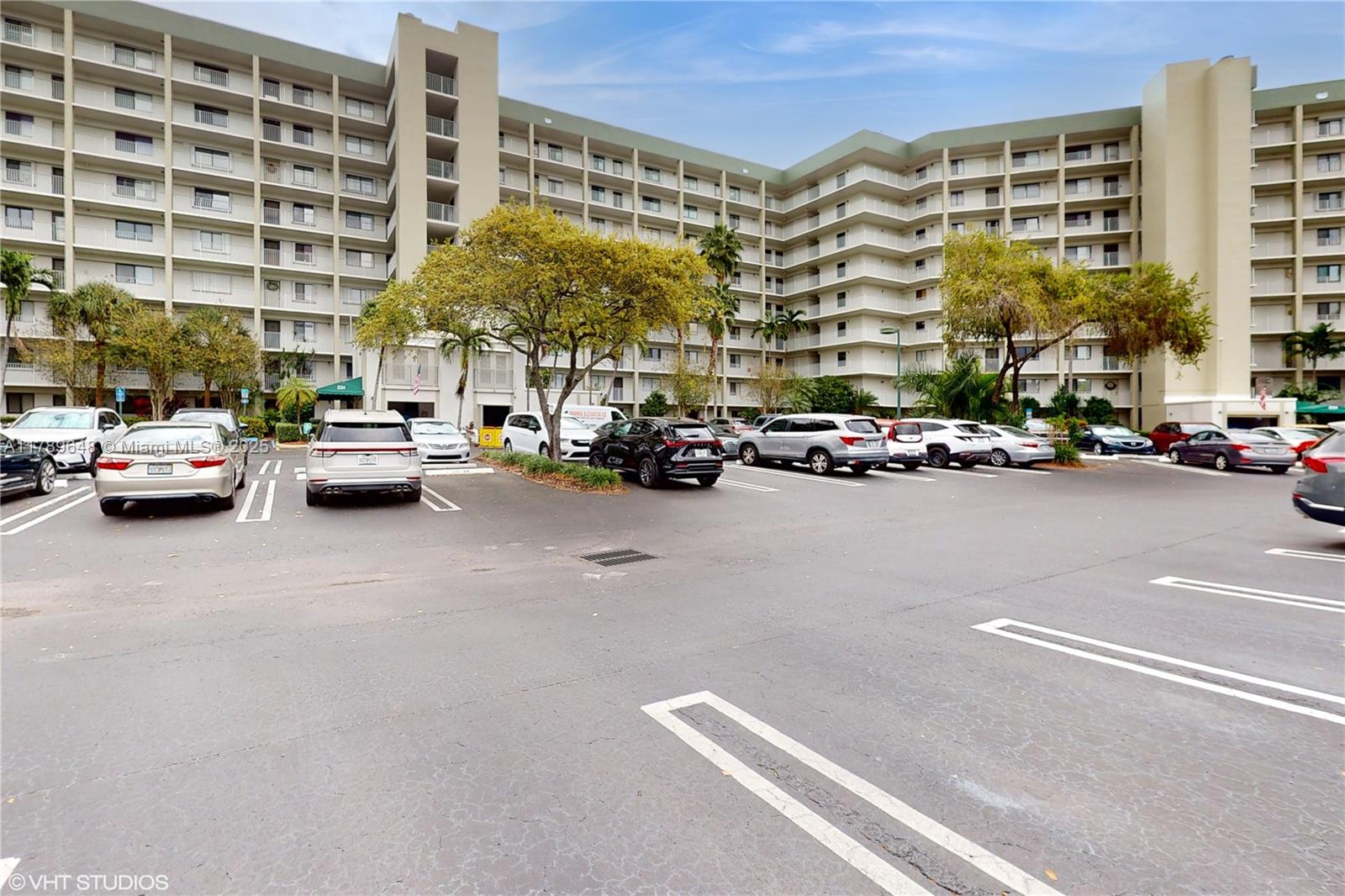 Rental Property at 2334 S Cypress Bend Dr 504, Pompano Beach, Broward County, Florida - Bedrooms: 2 
Bathrooms: 2  - $2,000 MO.