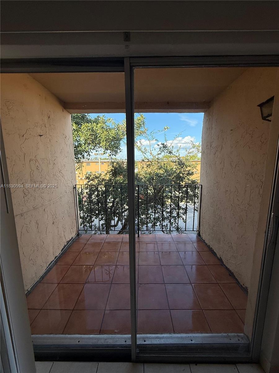 VILLA CATALINA CONDO - Residential