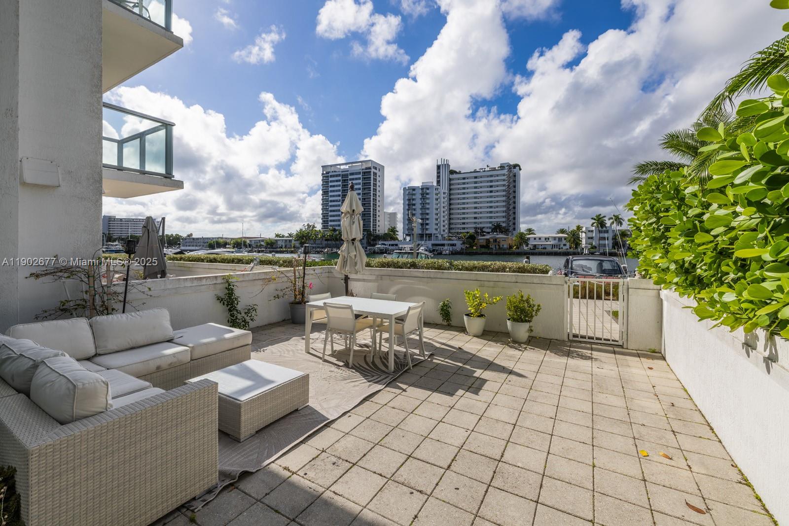 ELOQUENCE ON THE BAY COND - Residential Lease