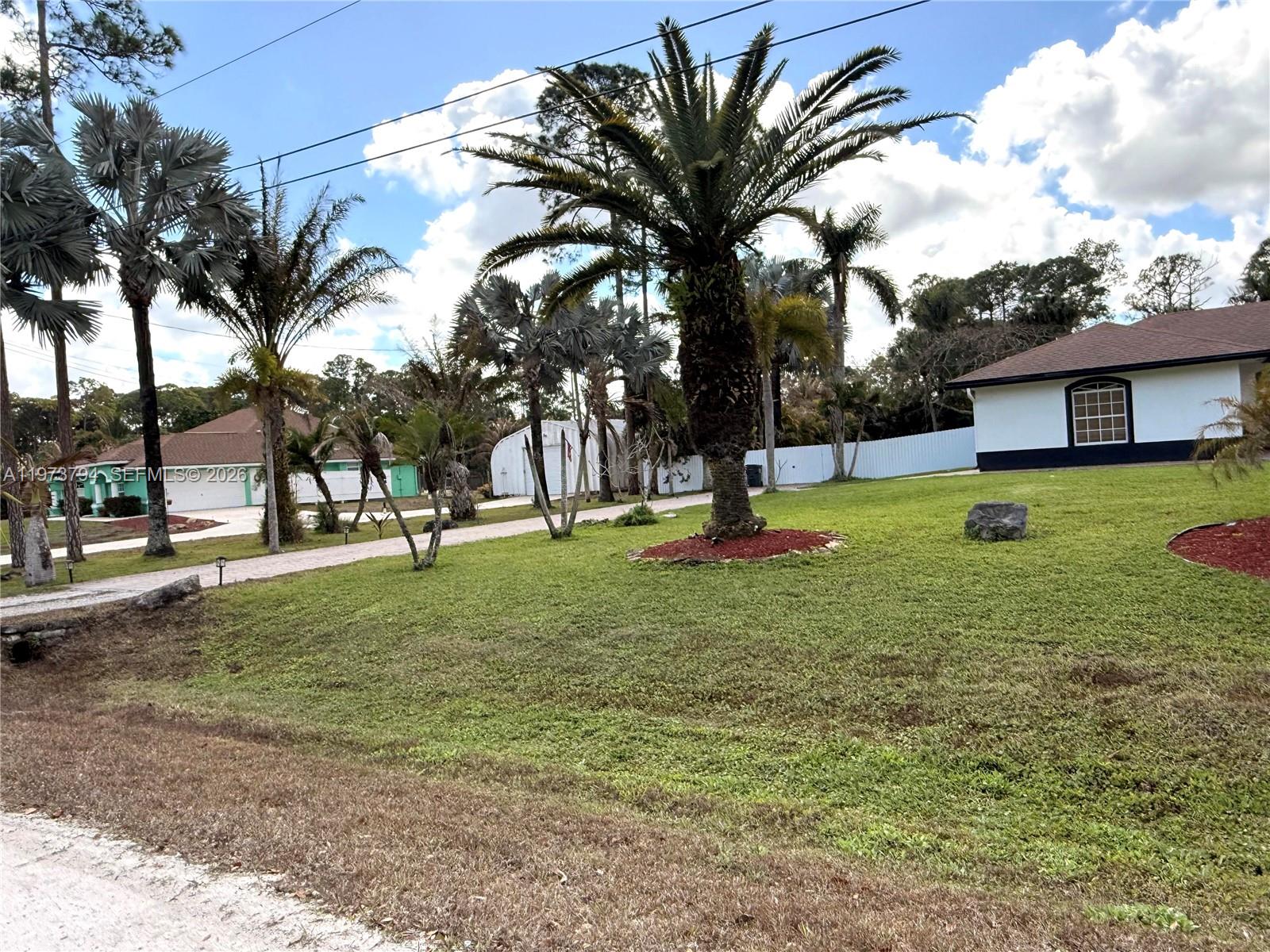 Acreage & Unrec - Residential