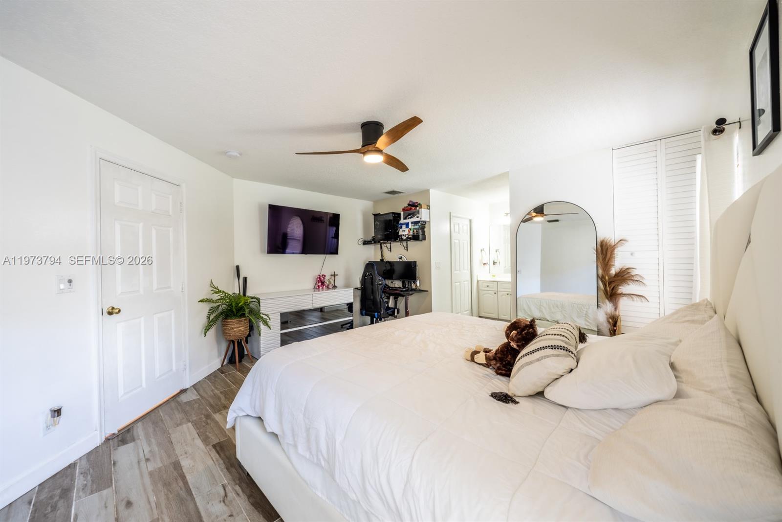 Acreage & Unrec - Residential