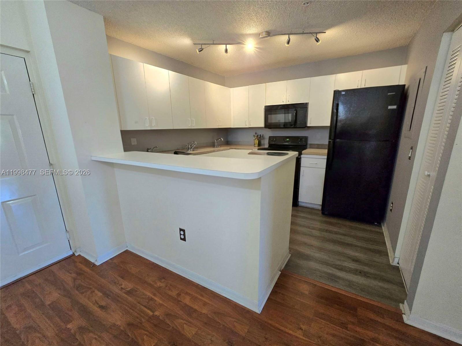 ENCLAVE AT DORAL CONDO NO - Residential Lease