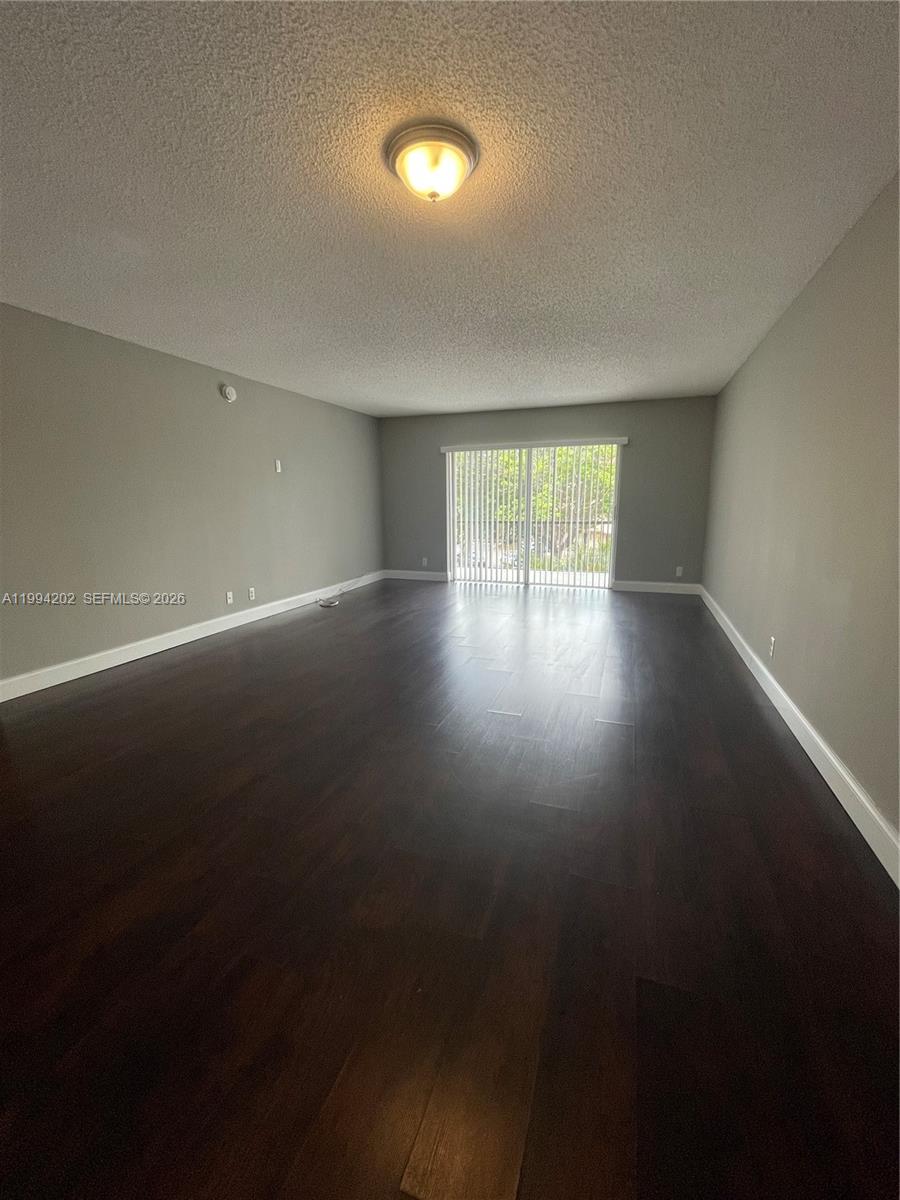 INVERRARY COUNTRY CLUB - Residential Lease