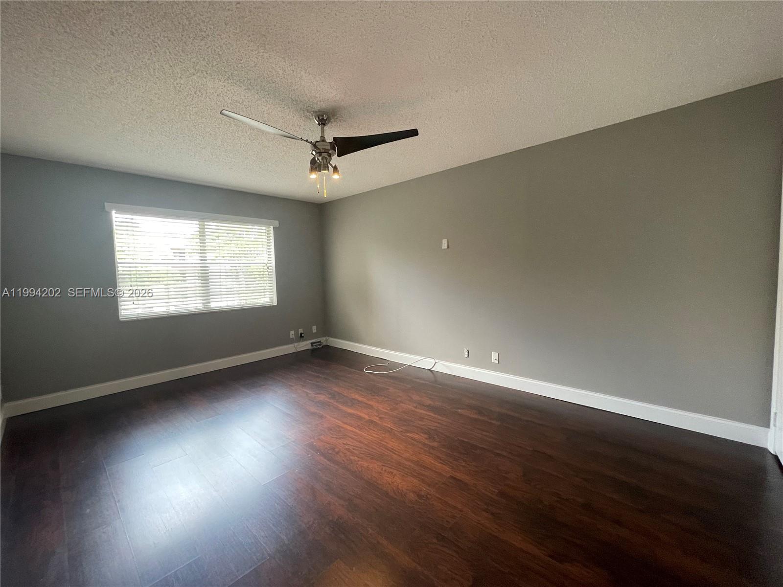 INVERRARY COUNTRY CLUB - Residential Lease