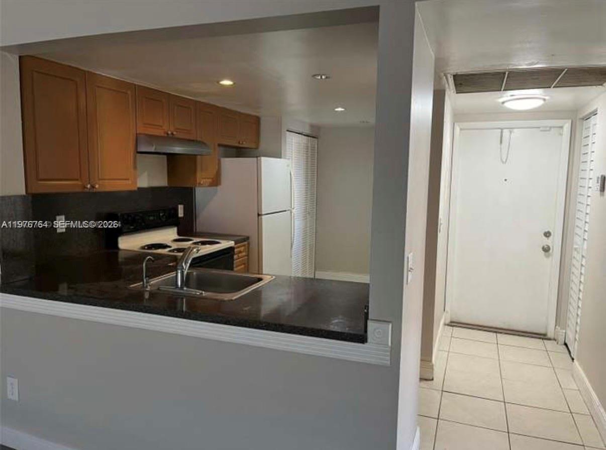 MONTEREY ONE CONDO - Residential Lease