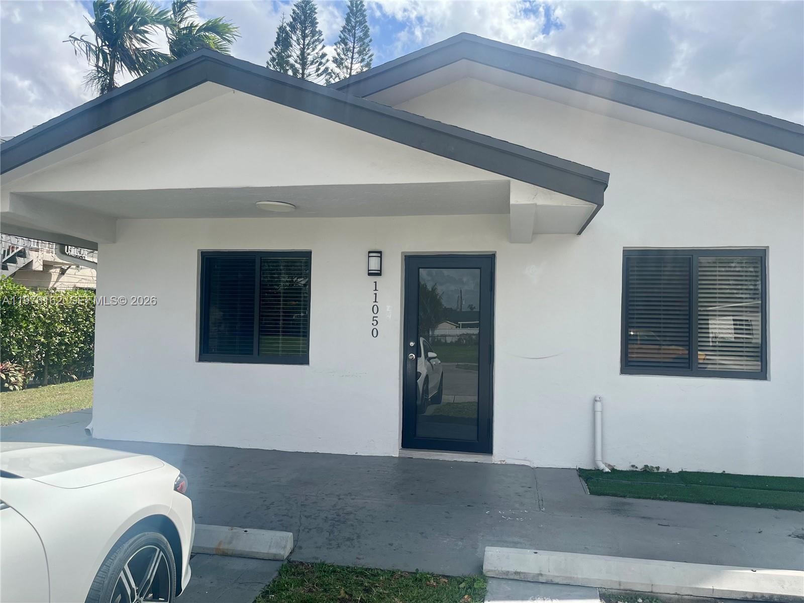 SWEETWATER GROVES - Residential Lease