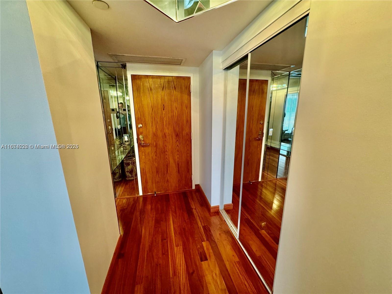 AVENTURA - Residential