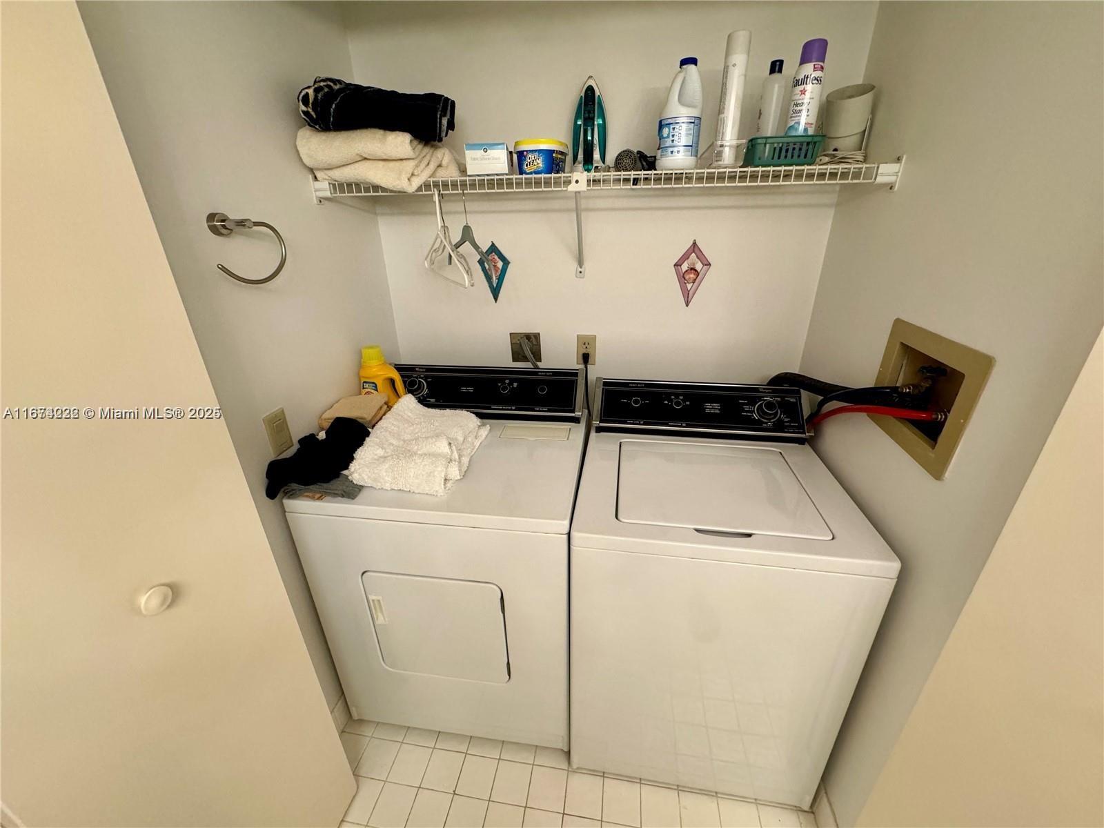 AVENTURA - Residential