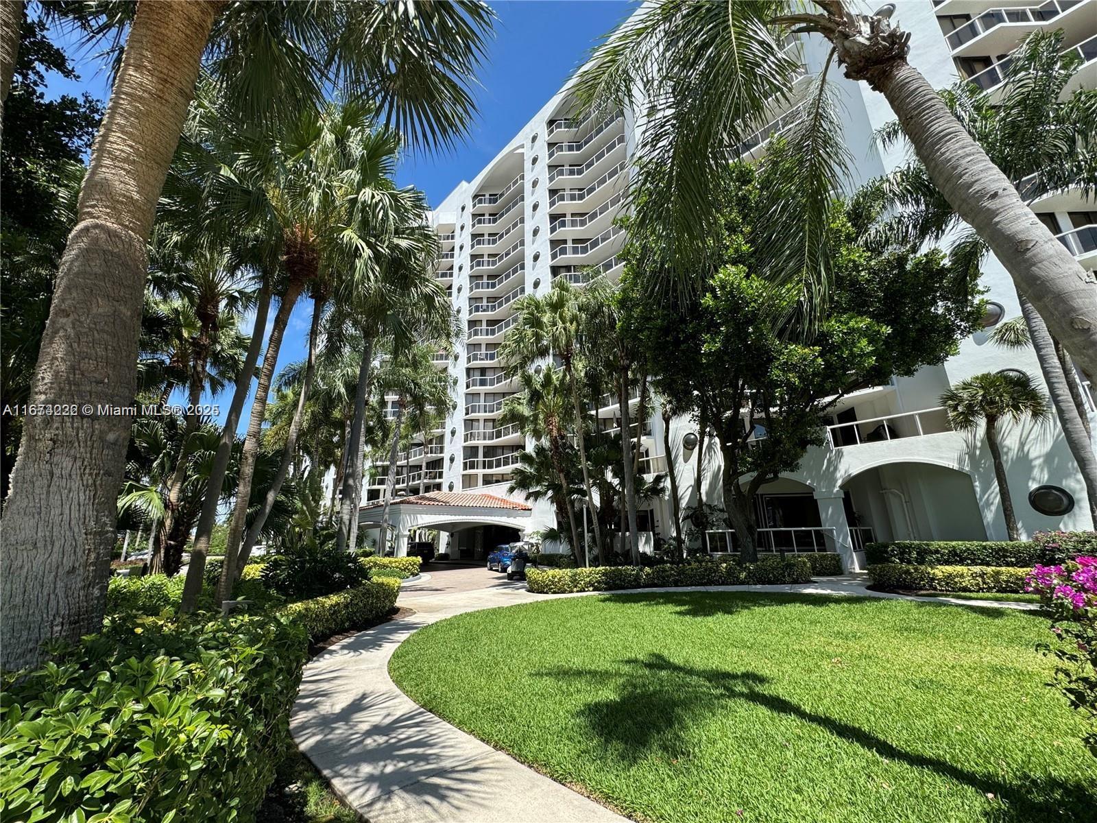 AVENTURA - Residential