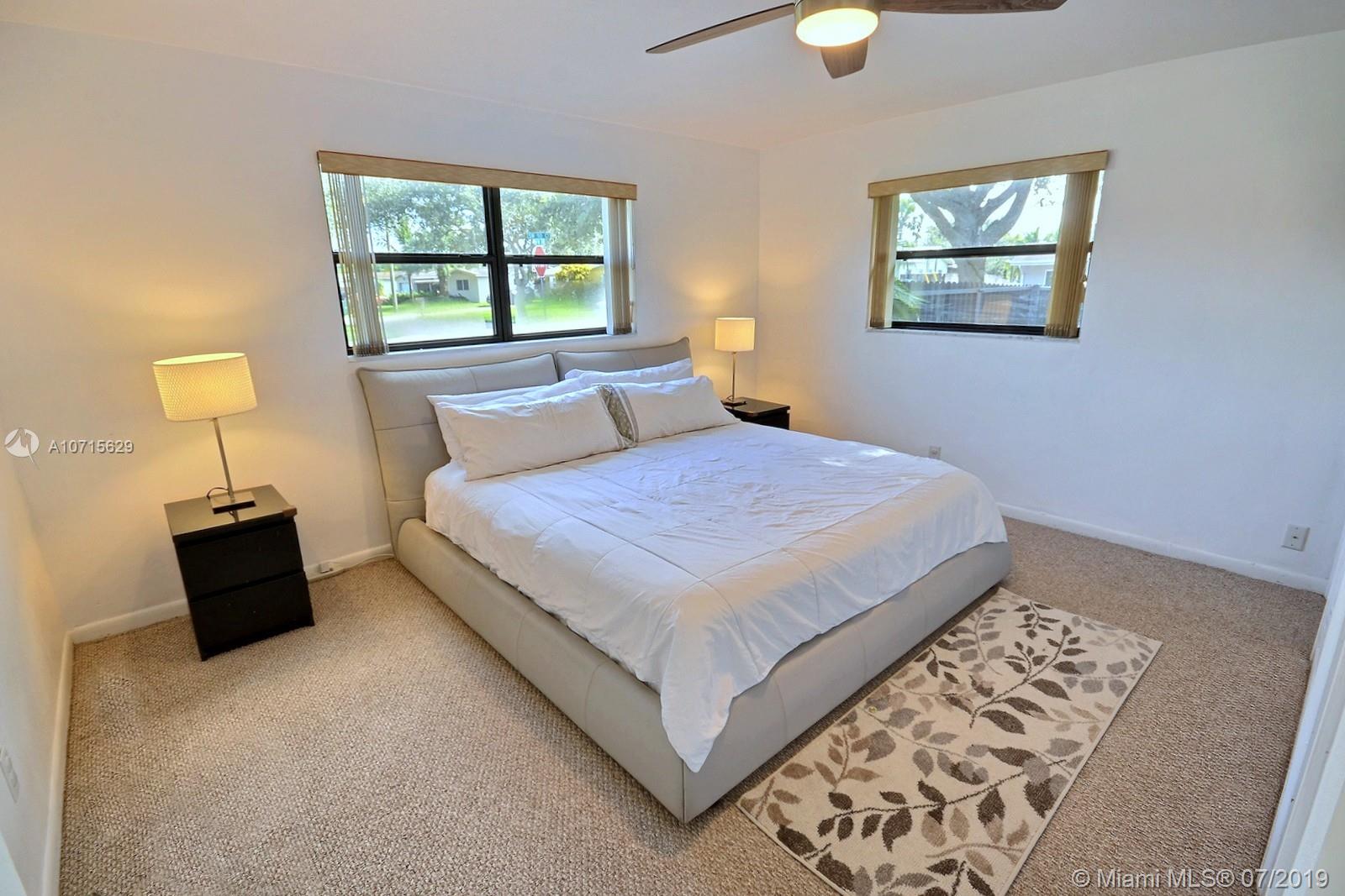 SUMMERTIME ISLES - Residential