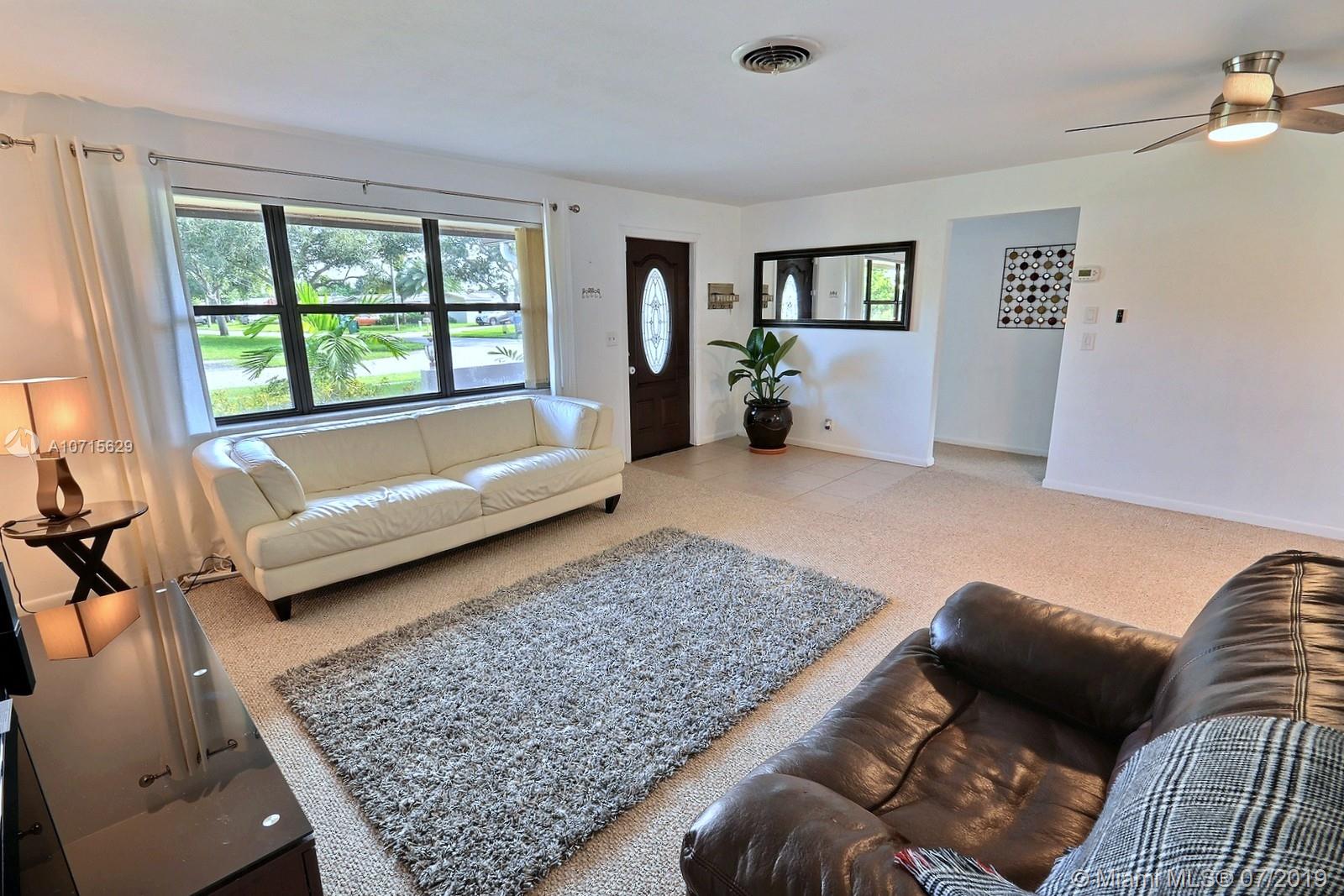 SUMMERTIME ISLES - Residential