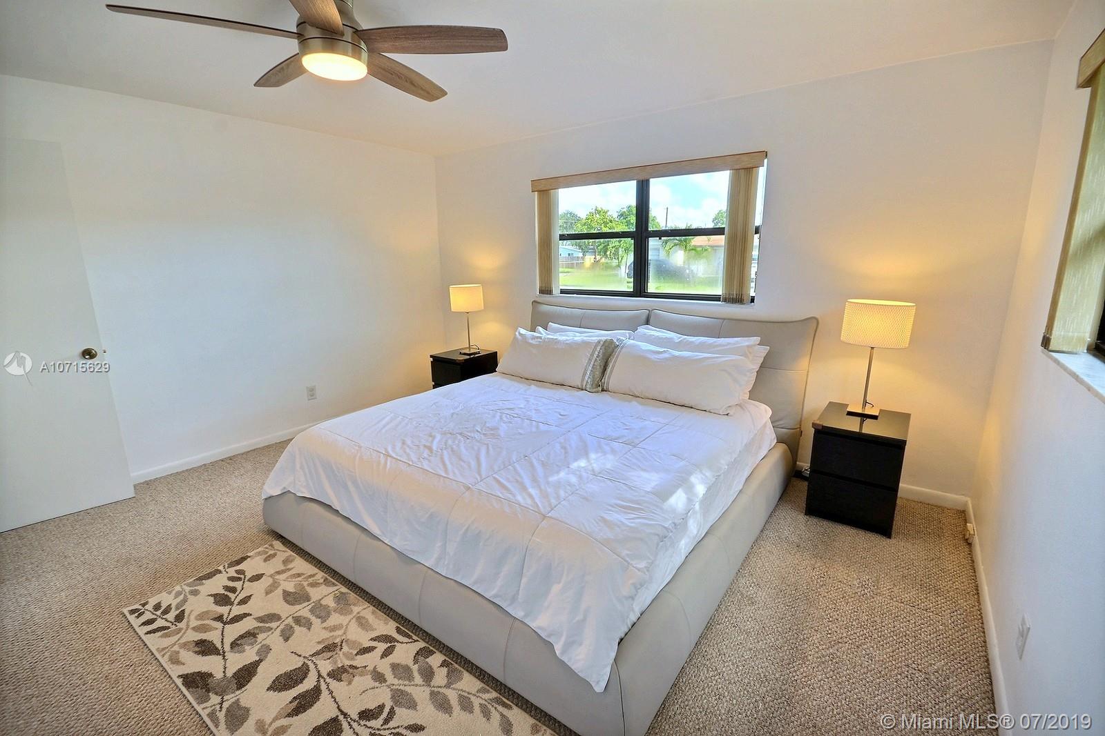 SUMMERTIME ISLES - Residential