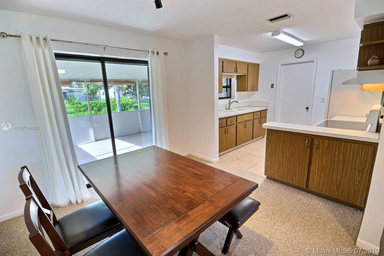 SUMMERTIME ISLES - Residential