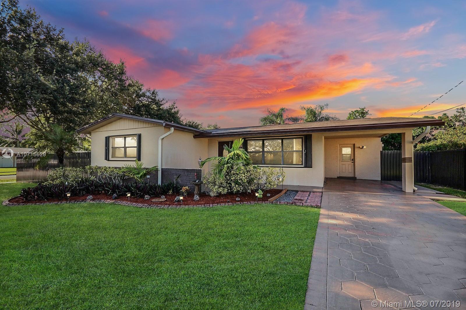 SUMMERTIME ISLES - Residential