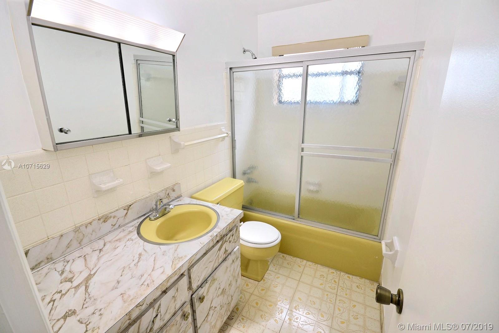 SUMMERTIME ISLES - Residential