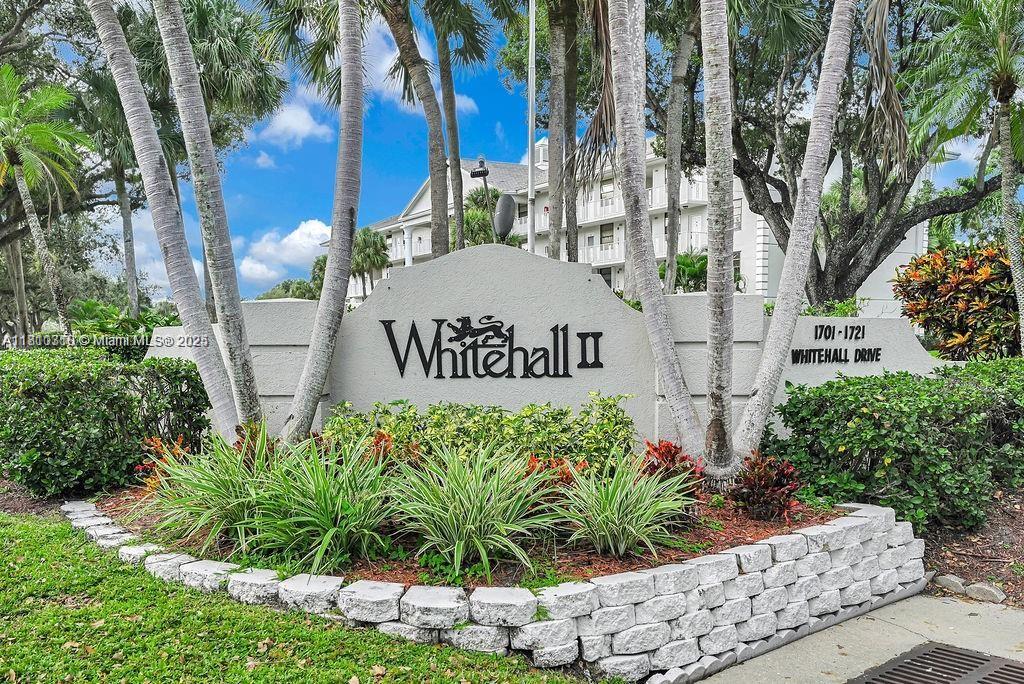 1709 Whitehall Dr 401, Davie, Broward County, Florida - 2 Bedrooms  
2 Bathrooms - 