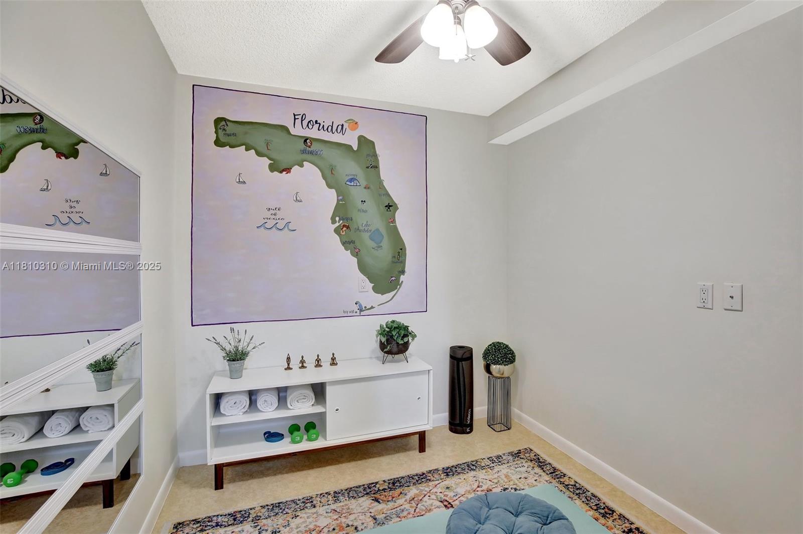 CONDO 24 OF WHITEHALL CON - Residential