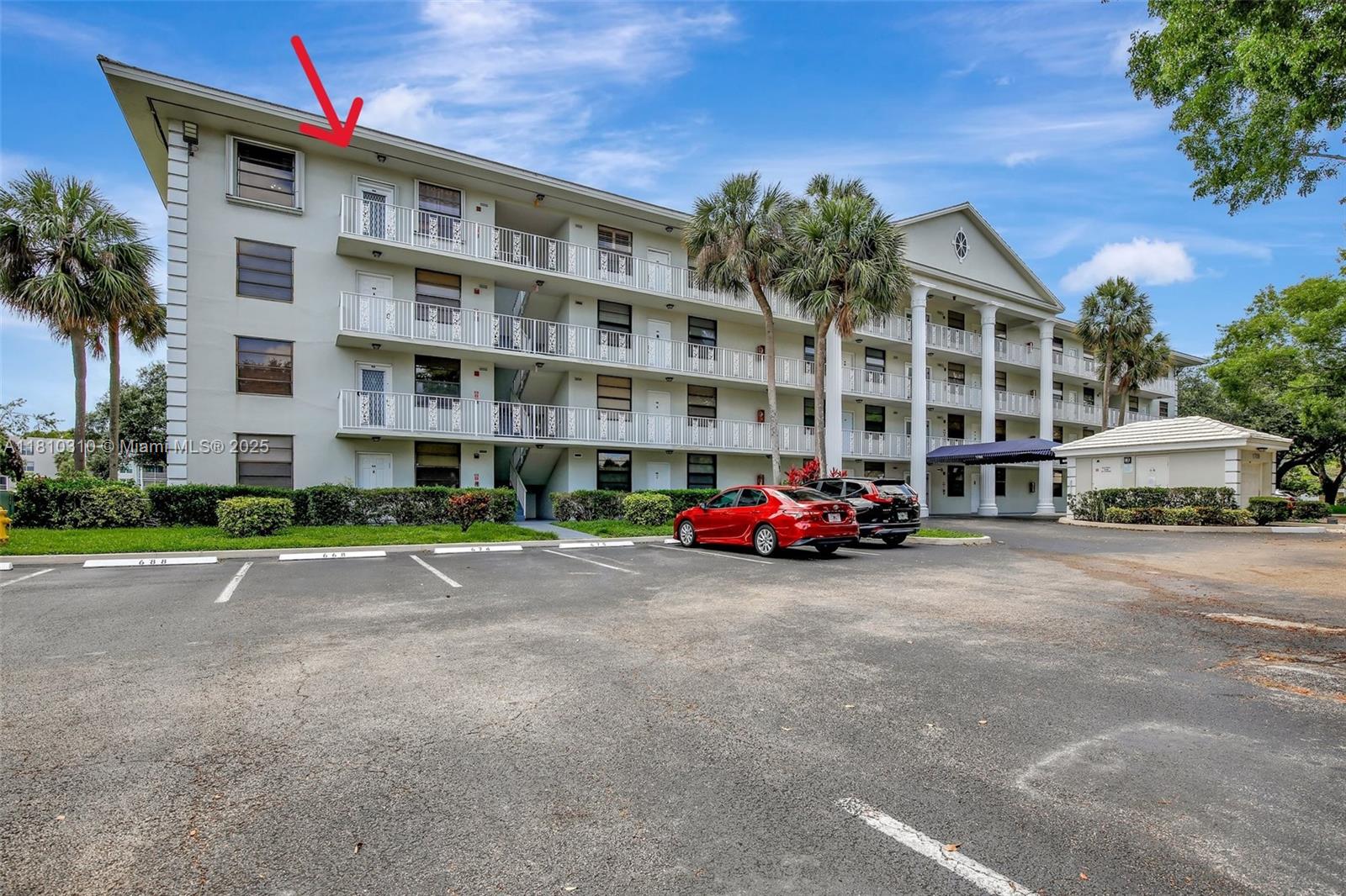 CONDO 24 OF WHITEHALL CON - Residential