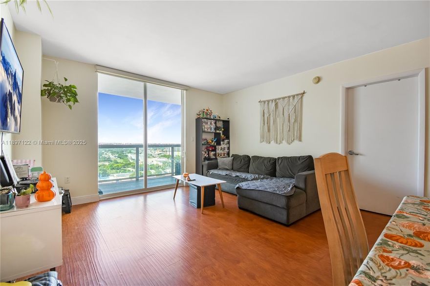 Live at 1800 Club in the heart of Edgewater. Located directly across from Margaret Pace Park, this 1 bedroom and 1 bath unit comes with one assigned parking space, in unit washer/dryer, high speed internet, water and basic DirecTv. All building amenities are functioning and include: pool, jacuzzi, gym, sauna, pool table, ping pong table, valet parking, bicycle rack and lobby attended.