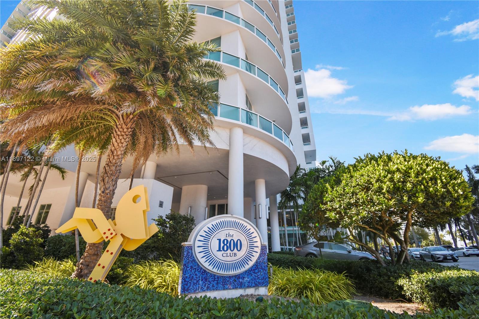1800 CLUB CONDO - Residential Lease