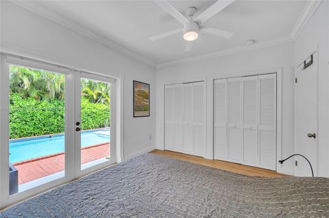 Single Family Residence in Coral Gables FL 1502 Granada Blvd 23.jpg