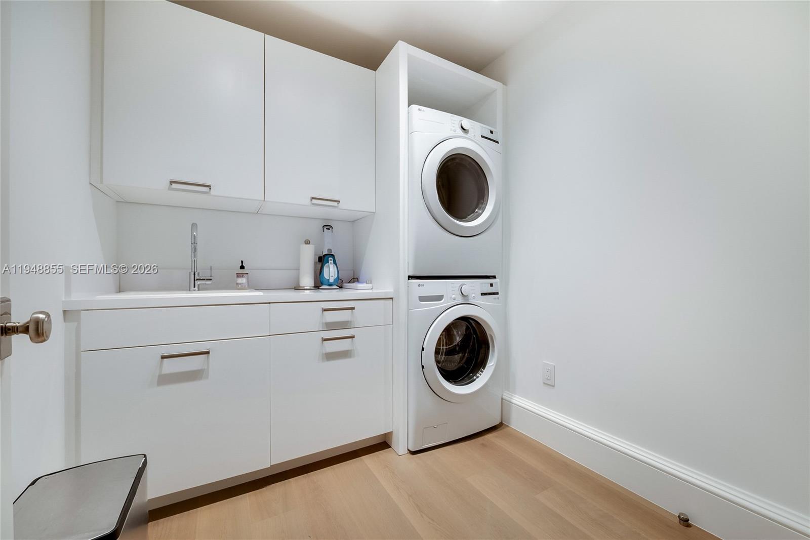 CORAL GABLES BILTMORE SEC - Residential