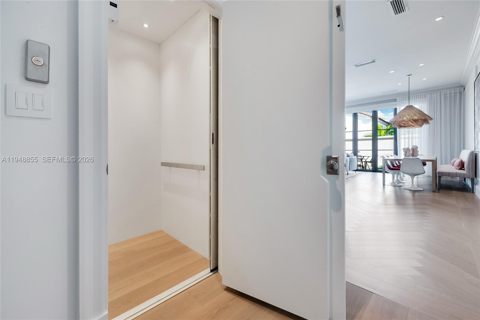 CORAL GABLES BILTMORE SEC - Residential