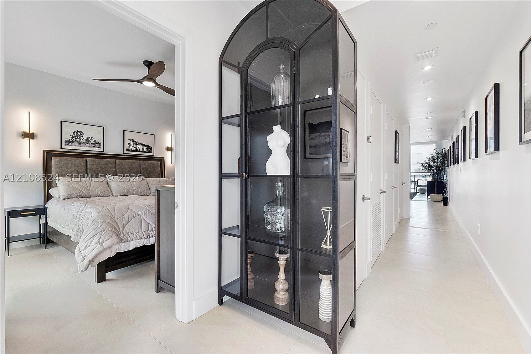 6000 Collins Ave 527