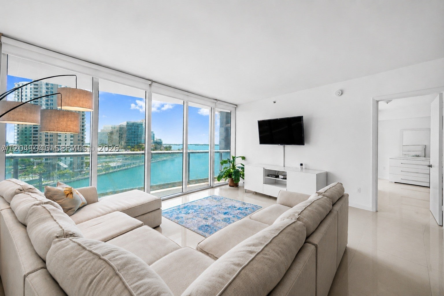 495 Brickell Ave BAY807