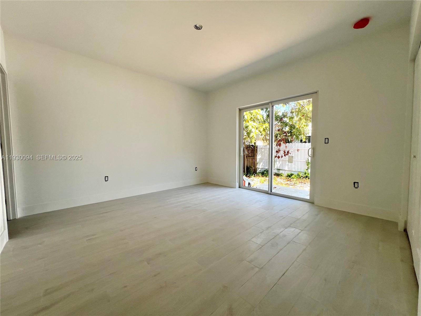 7TH AVENUE HIGHLANDS - Residential Lease