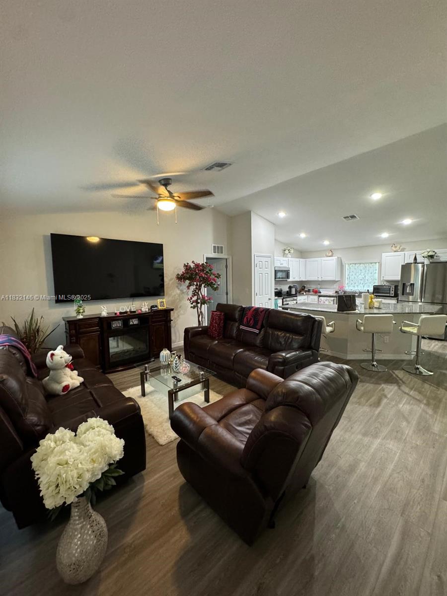 Port Charlotte - Residential